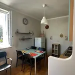 別荘 La Maison Del Parigino バーリ